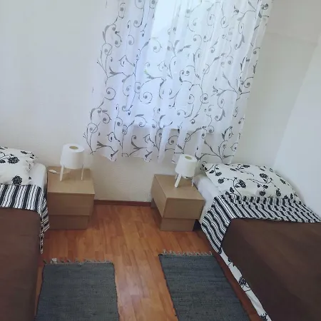 App Emona Apartment Basanija